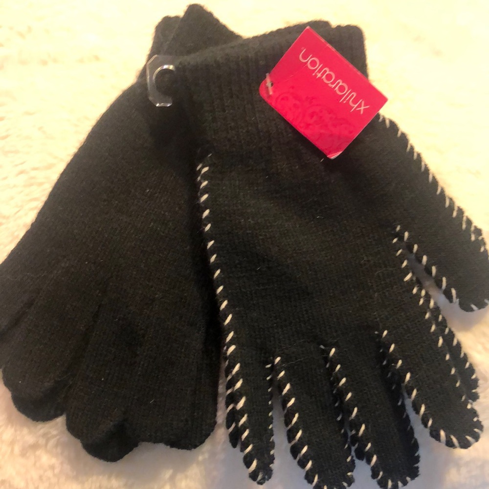 2 pair gloves